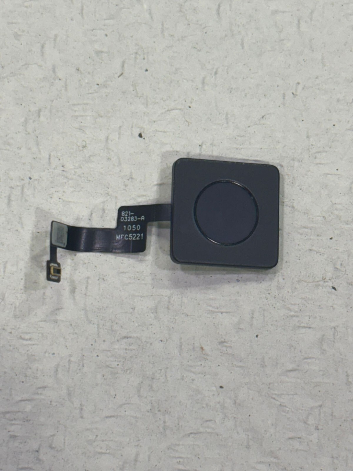 BOUTON D'ALLUMAGE TOUCH ID POUR MACBOOK PRO 14" A2442 BOUTON D'ALLUMAGE TOUCH ID POUR MACBOOK PRO 14" A2442