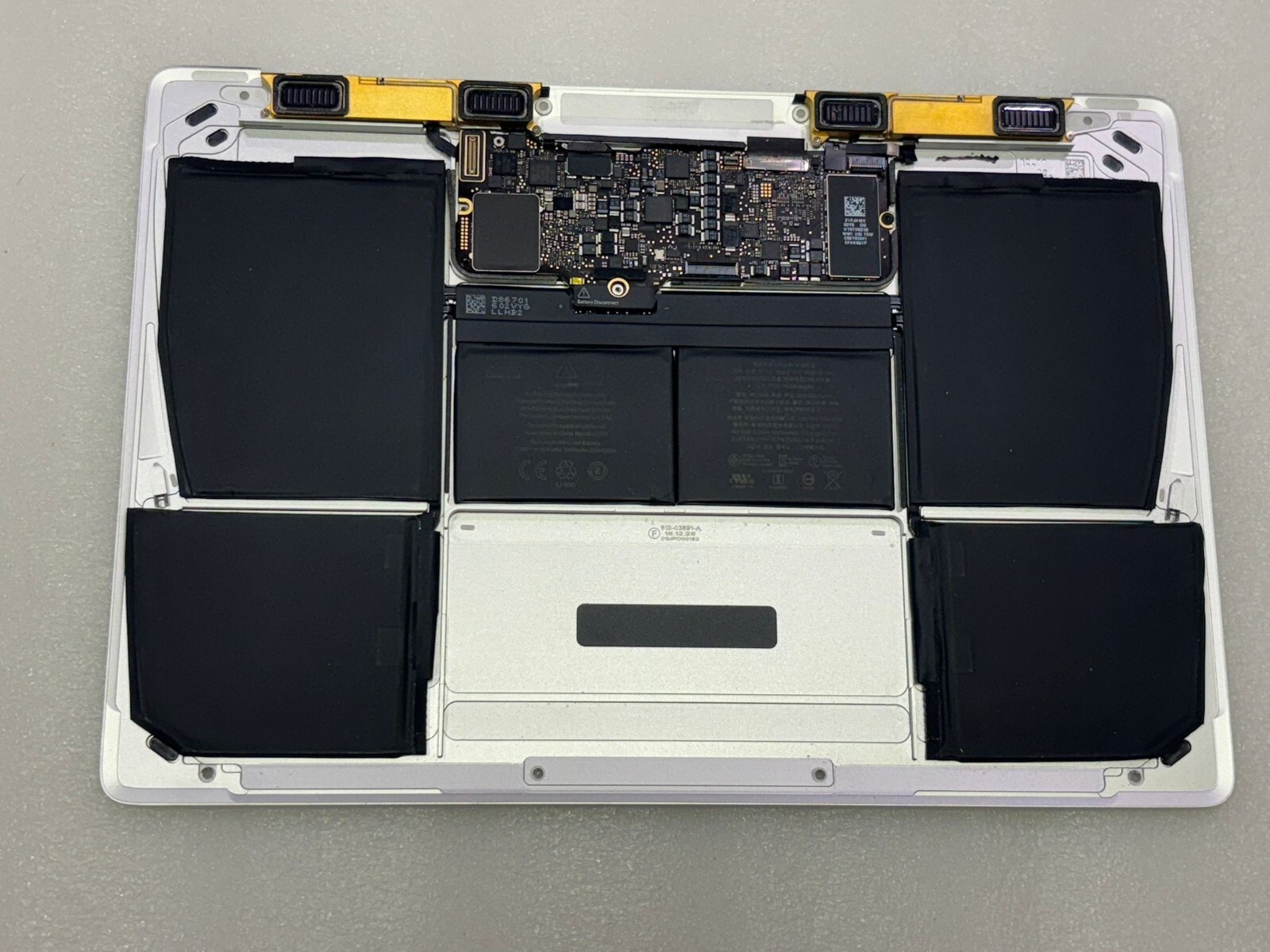 Carte mère MacBook 12'' 2017 A1534 + Cache arrière silver - 256 Go Carte mère MacBook 12'' 2017 A1534 + Cache arrière silver - 256 Go
