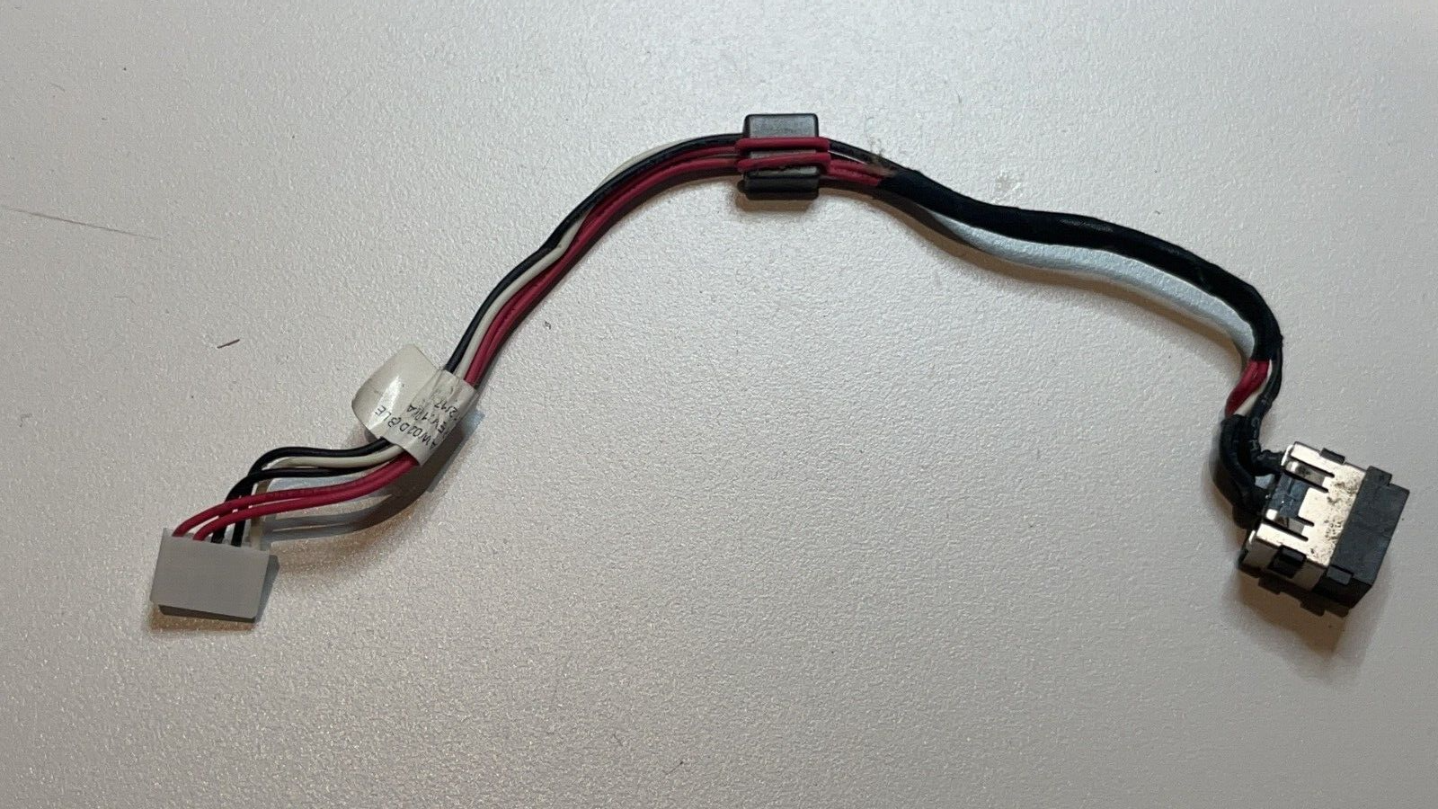 Connecter de charge-DC30100M900-Dell Inspiron 5521 5721 3521 Connecter de charge-DC30100M900-Dell Inspiron 5521 5721 3521