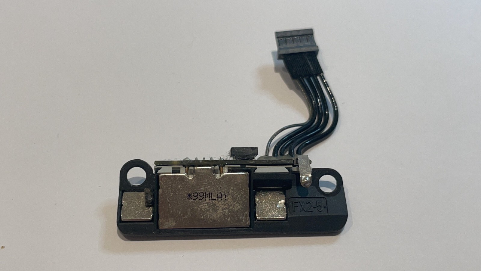 Connecteur de charge - 820-2443-01 - Apple MacBook Air 13" A1304 2008 Connecteur de charge - 820-2443-01 - Apple MacBook Air 13" A1304 2008