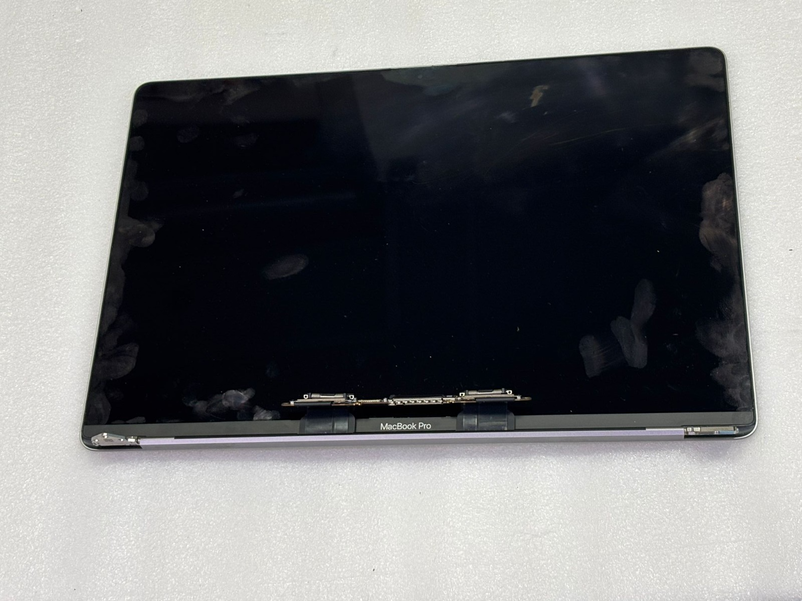 ÉCRAN LCD APPLE ORIGINAL MACBOOK PRO 15" A1707 DE 2016/17 GRIS GRADE A (37) ÉCRAN LCD APPLE ORIGINAL MACBOOK PRO 15" A1707 DE 2016/17 GRIS GRADE A (37)