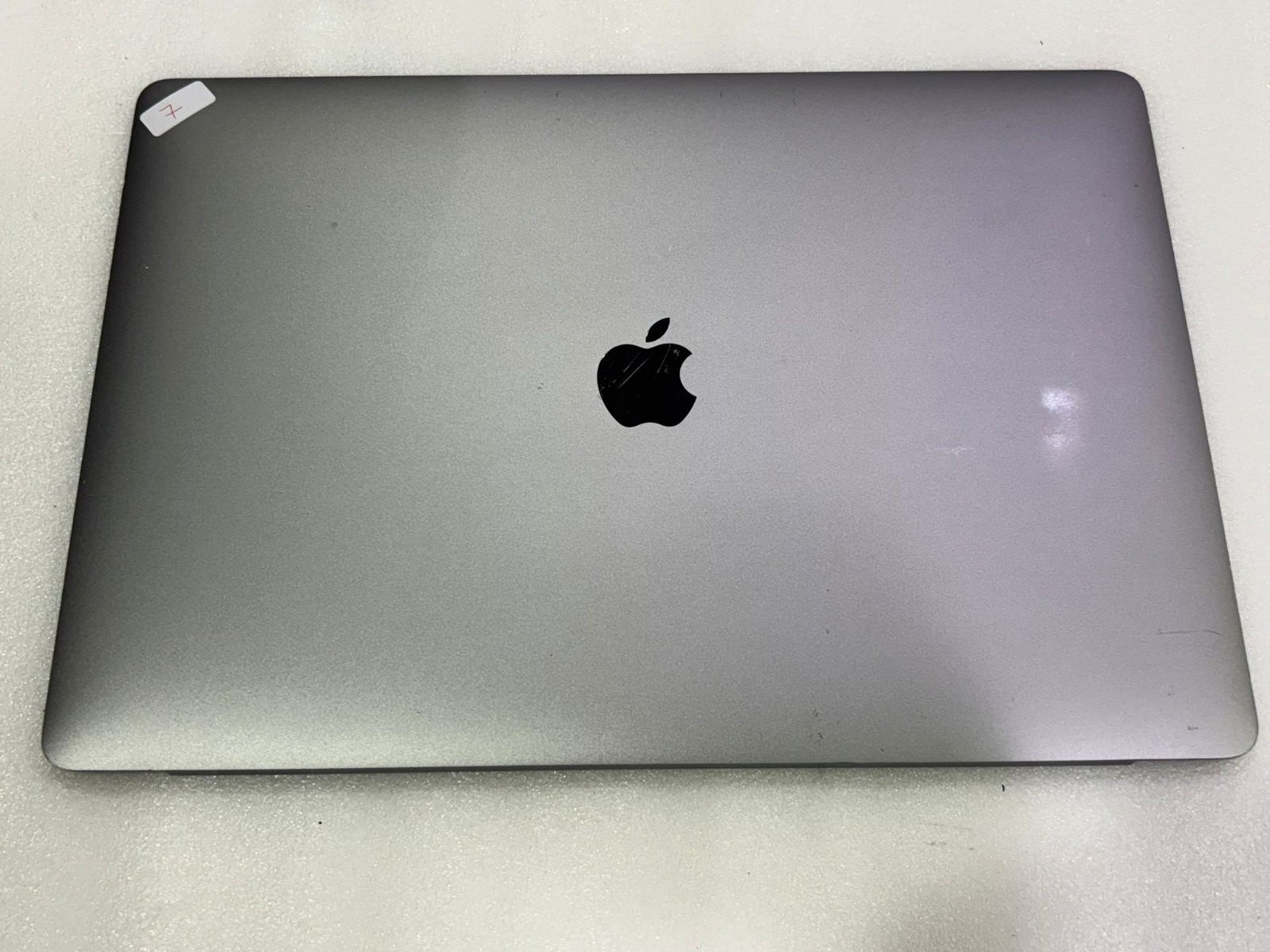 ÉCRAN LCD APPLE ORIGINAL MACBOOK PRO 15" A1990 DE 2018/20 GRIS GRADE A (7) ÉCRAN LCD APPLE ORIGINAL MACBOOK PRO 15" A1990 DE 2018/20 GRIS GRADE A (7)
