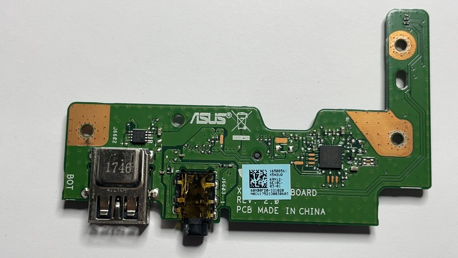 HUB USB-60NB0FD0-I01020-ASUS VivoBook X542UQ HUB USB-60NB0FD0-I01020-ASUS VivoBook X542UQ