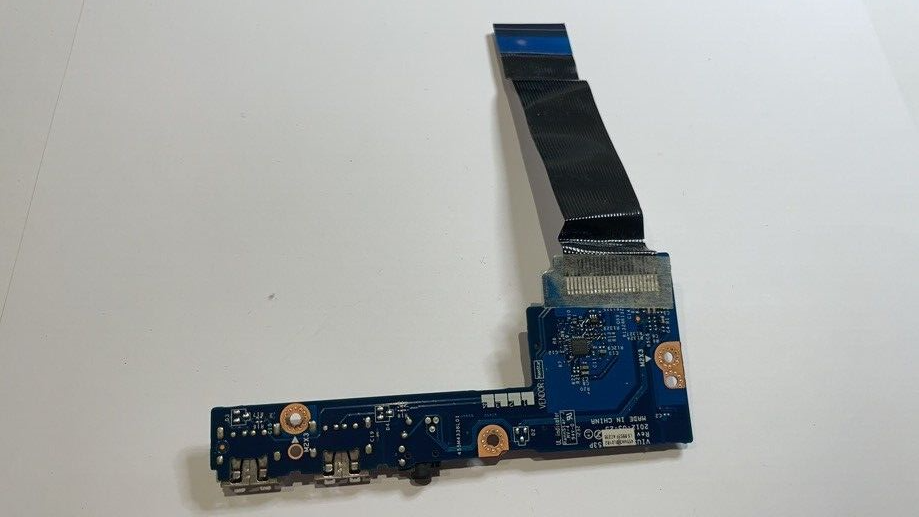 HUB USB-LS-8953P-Lenovo Ideapad S300 M30 S400 HUB USB-LS-8953P-Lenovo Ideapad S300 M30 S400