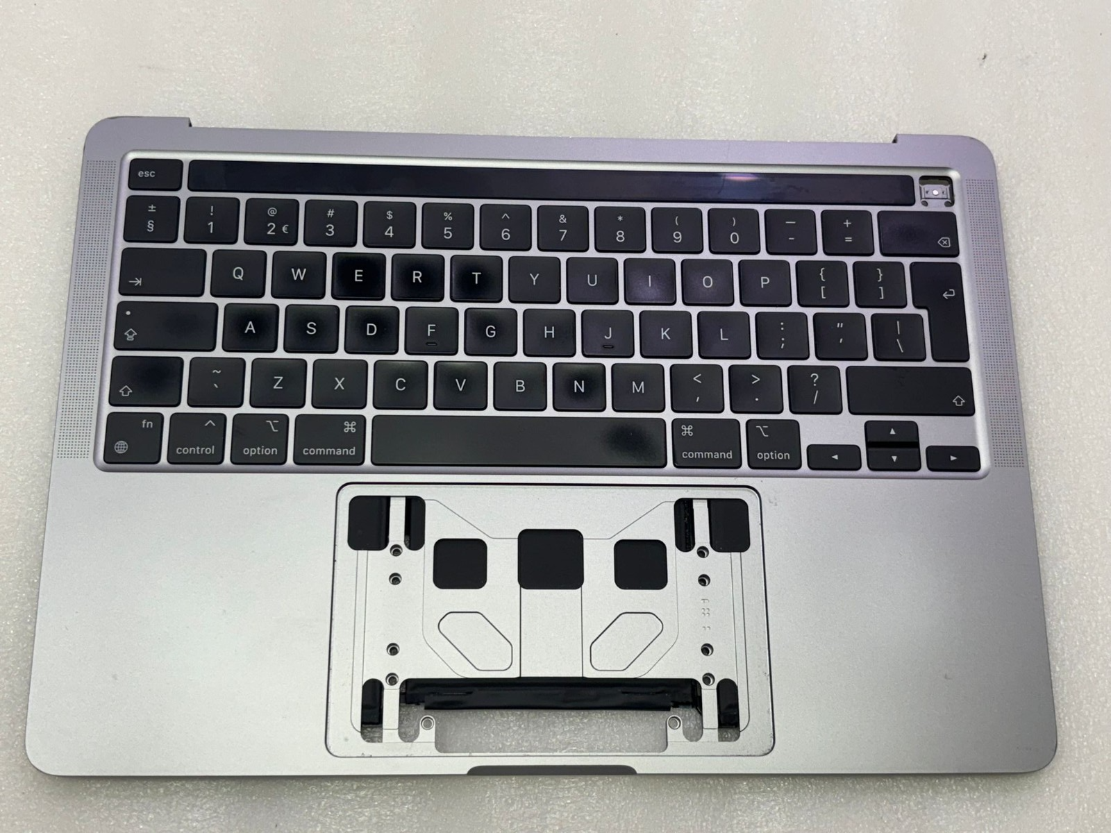 Keyboard topcase clavier QWERTY INTERNATIONAL APPLE MacBook PRO 13" 2020 A2338M1 Keyboard topcase clavier QWERTY INTERNATIONAL APPLE MacBook PRO 13" 2020 A2338M1