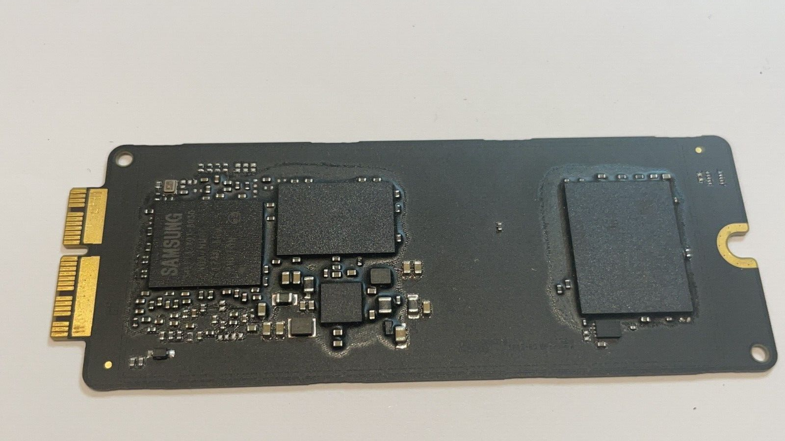 SSD-Apple (Samsung) -655-1991C-32 GB SSD-Apple (Samsung) -655-1991C-32 GB