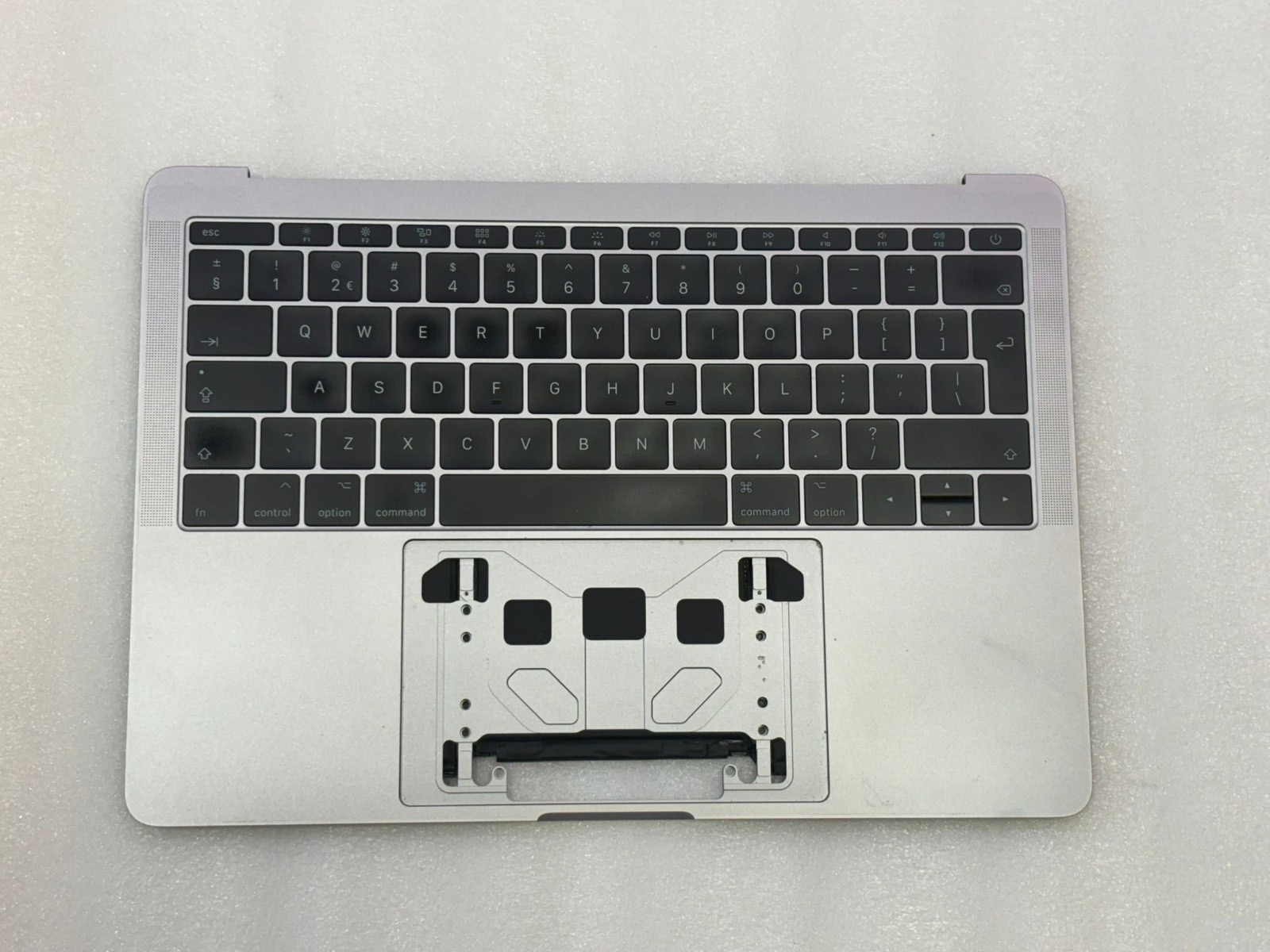 TOP CASE APPLE MACBOOK PRO A1708 QWERTY USA GRADE A TOP CASE APPLE MACBOOK PRO A1708 QWERTY USA GRADE A