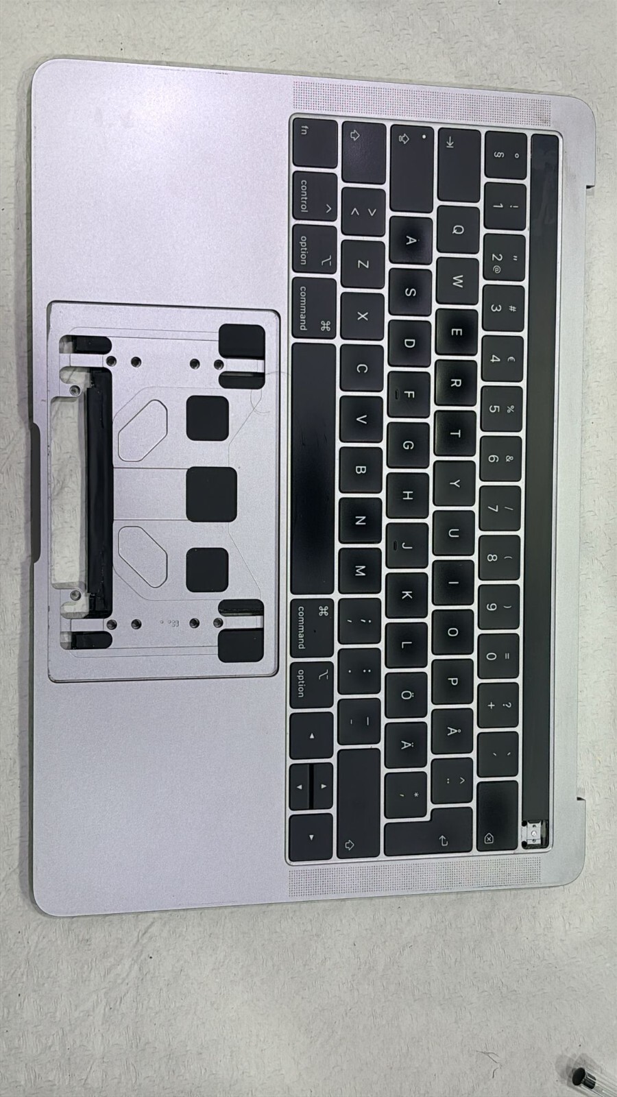 TopCase Gris Sidéral Apple MacBook Pro 13 A2159 clavier QWERTY SUEDE GRADE A TopCase Gris Sidéral Apple MacBook Pro 13 A2159 clavier QWERTY SUEDE GRADE A