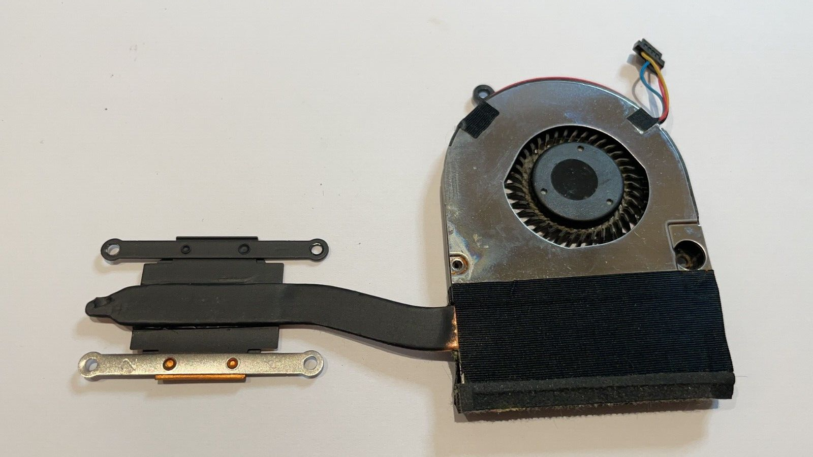 ventilateur- 13N0-95A0301- Lenovo IdeaPad S206 ventilateur- 13N0-95A0301- Lenovo IdeaPad S206